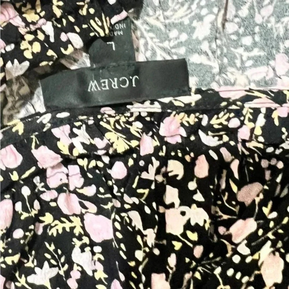 J. Crew Puff-sleeve drapey crepe top in fall garden floral in Size : Large - Picture 3 of 8
